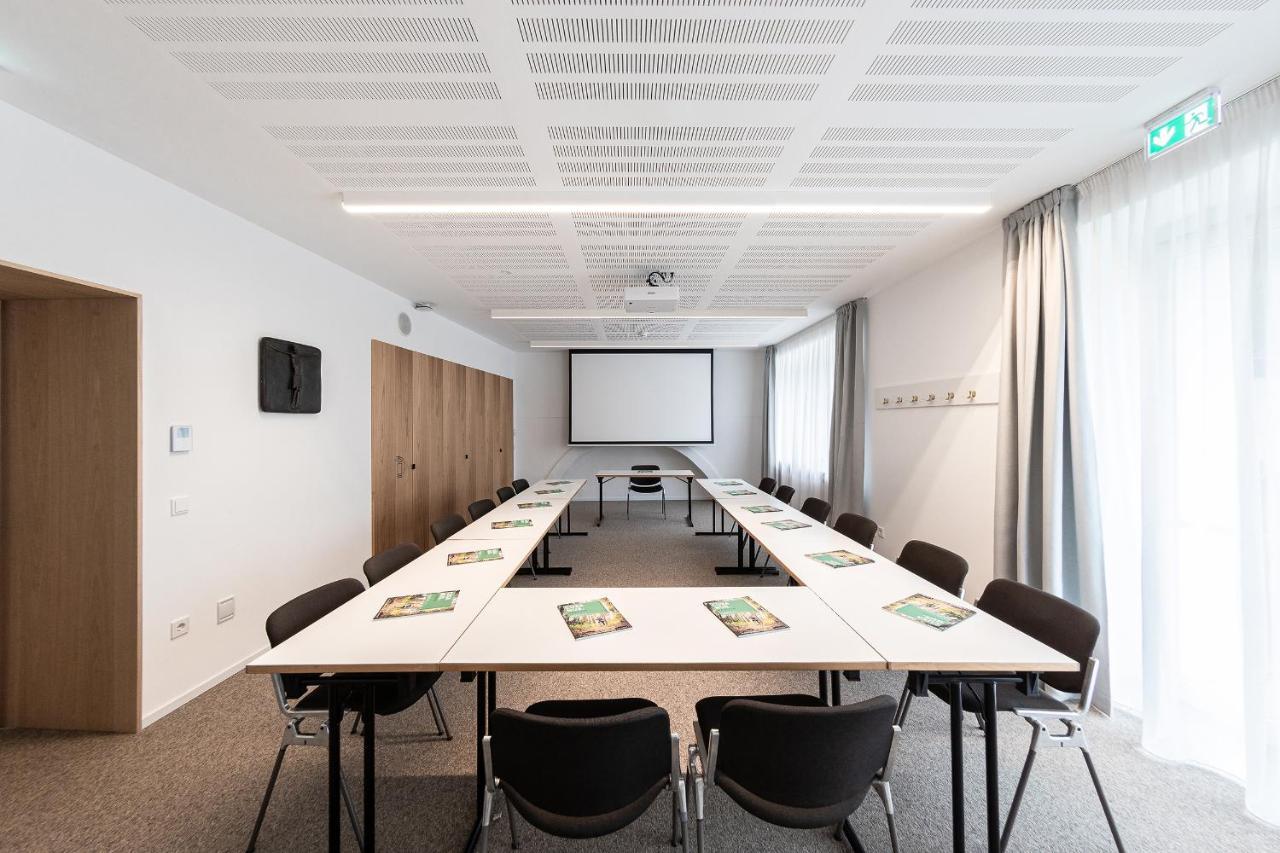 Cusanus Akademie - Accademia Cusanus Brixen Exteriör bild