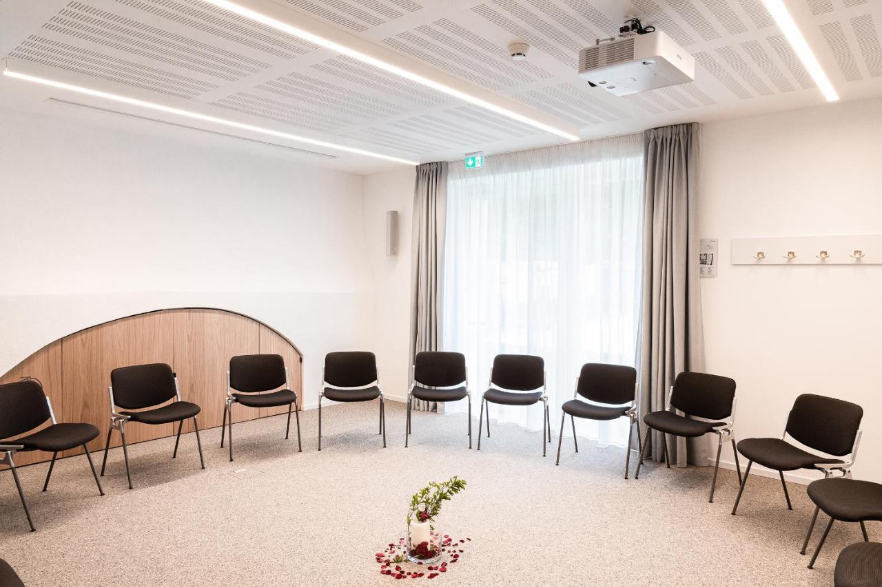 Cusanus Akademie - Accademia Cusanus Brixen Exteriör bild